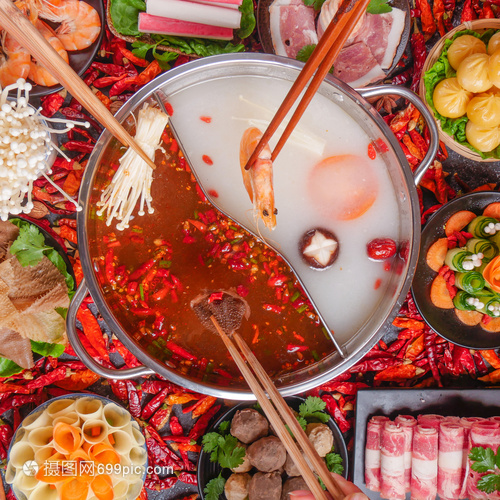 沸腾的瞬间 用镜头捕捉火锅的温度与情感